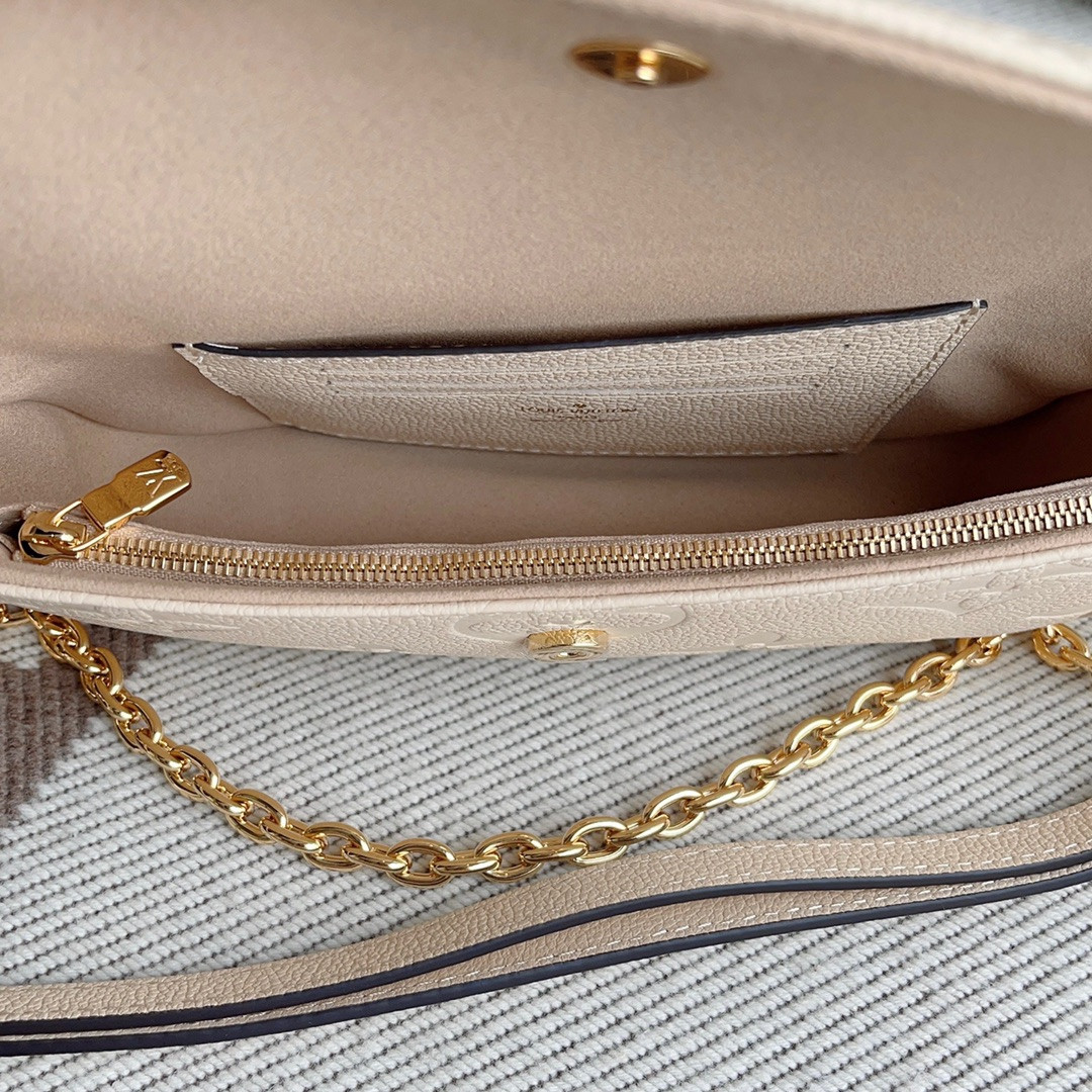 Louis Vuitton Ivy Bag