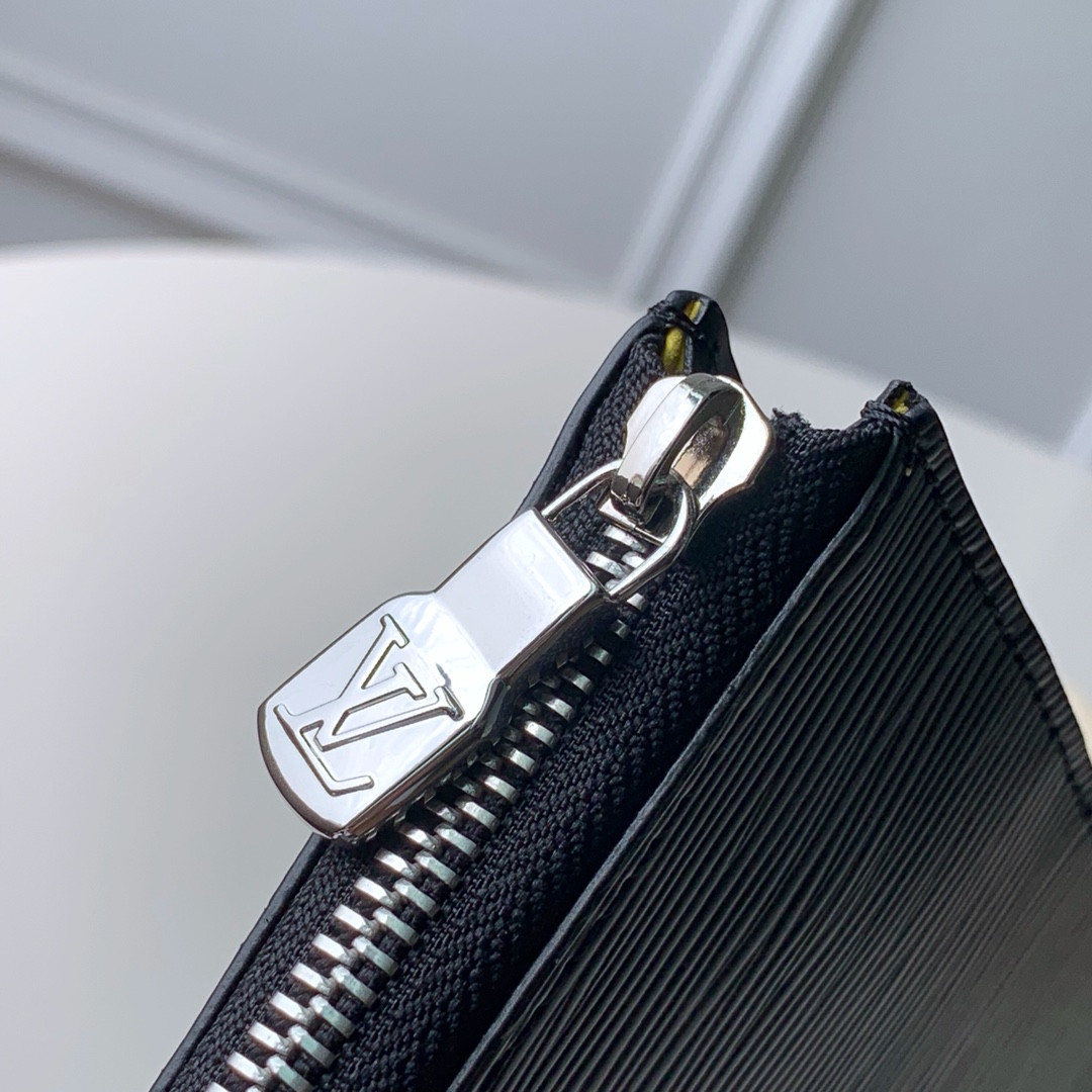 Louis Vuitton Pochette Jour Bag