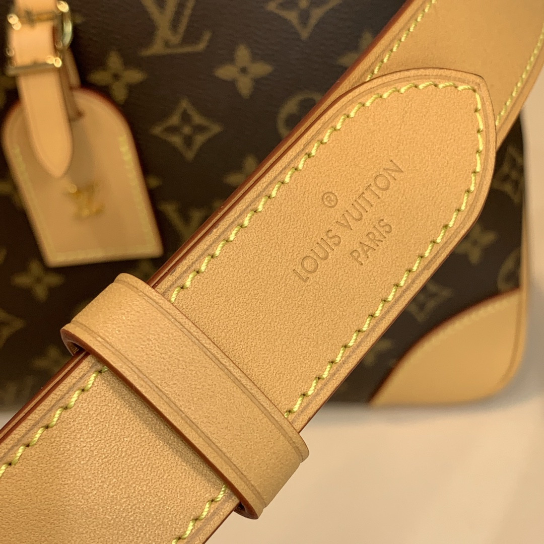 Louis Vuitton Odéon Bag