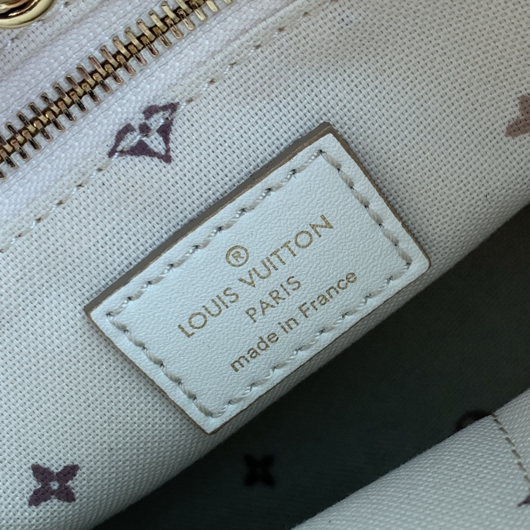 Louis Vuitton Onthego Bag