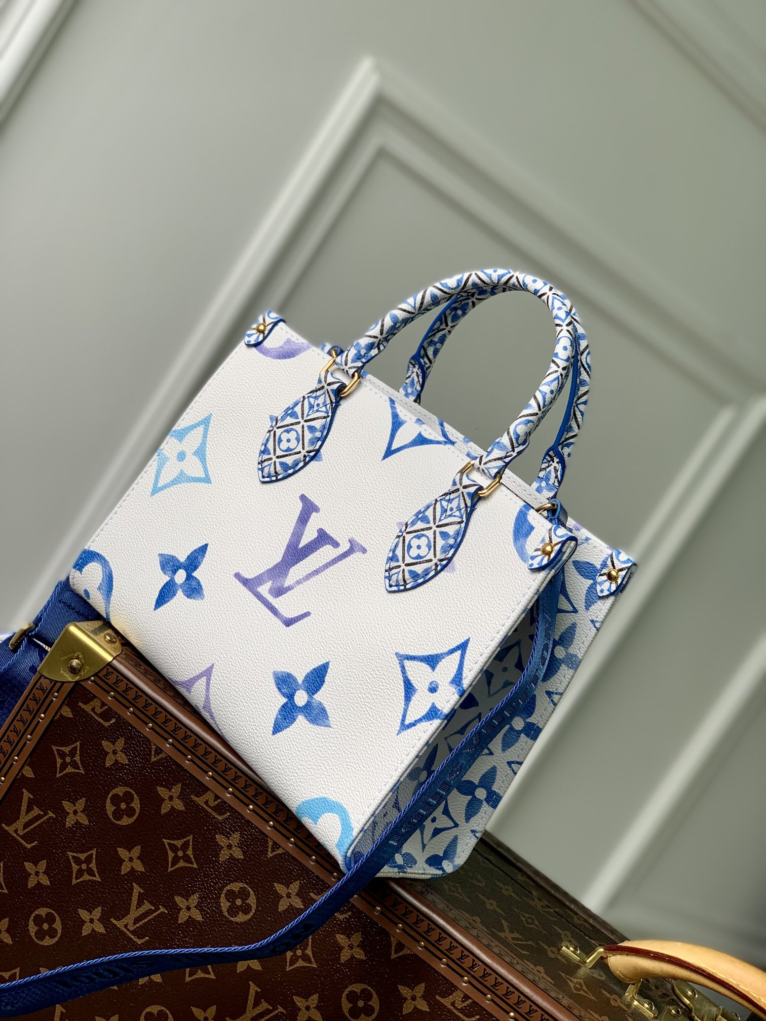 Louis Vuitton Onthego Bag