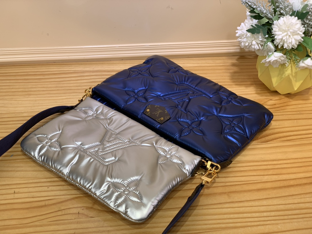 Louis Vuitton Maxi Multi Pochette Accessoires Bag