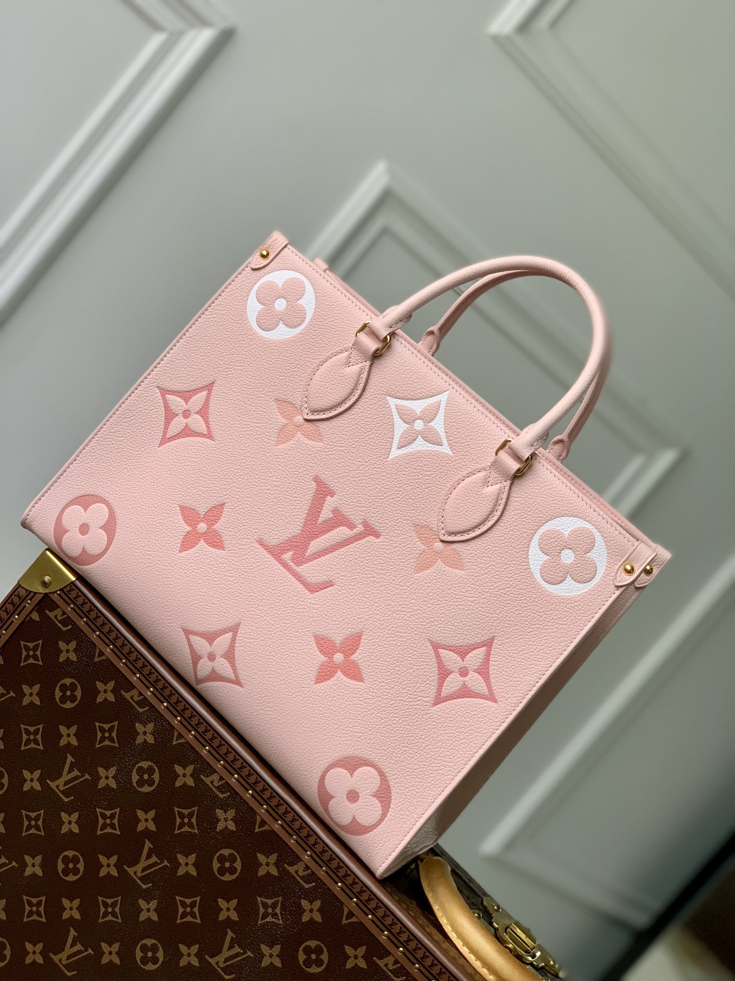Louis Vuitton Onthego Bag
