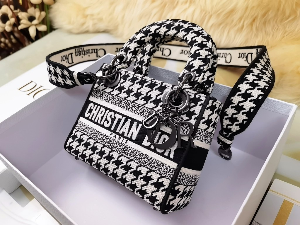 Mini Lady Dior Bag
