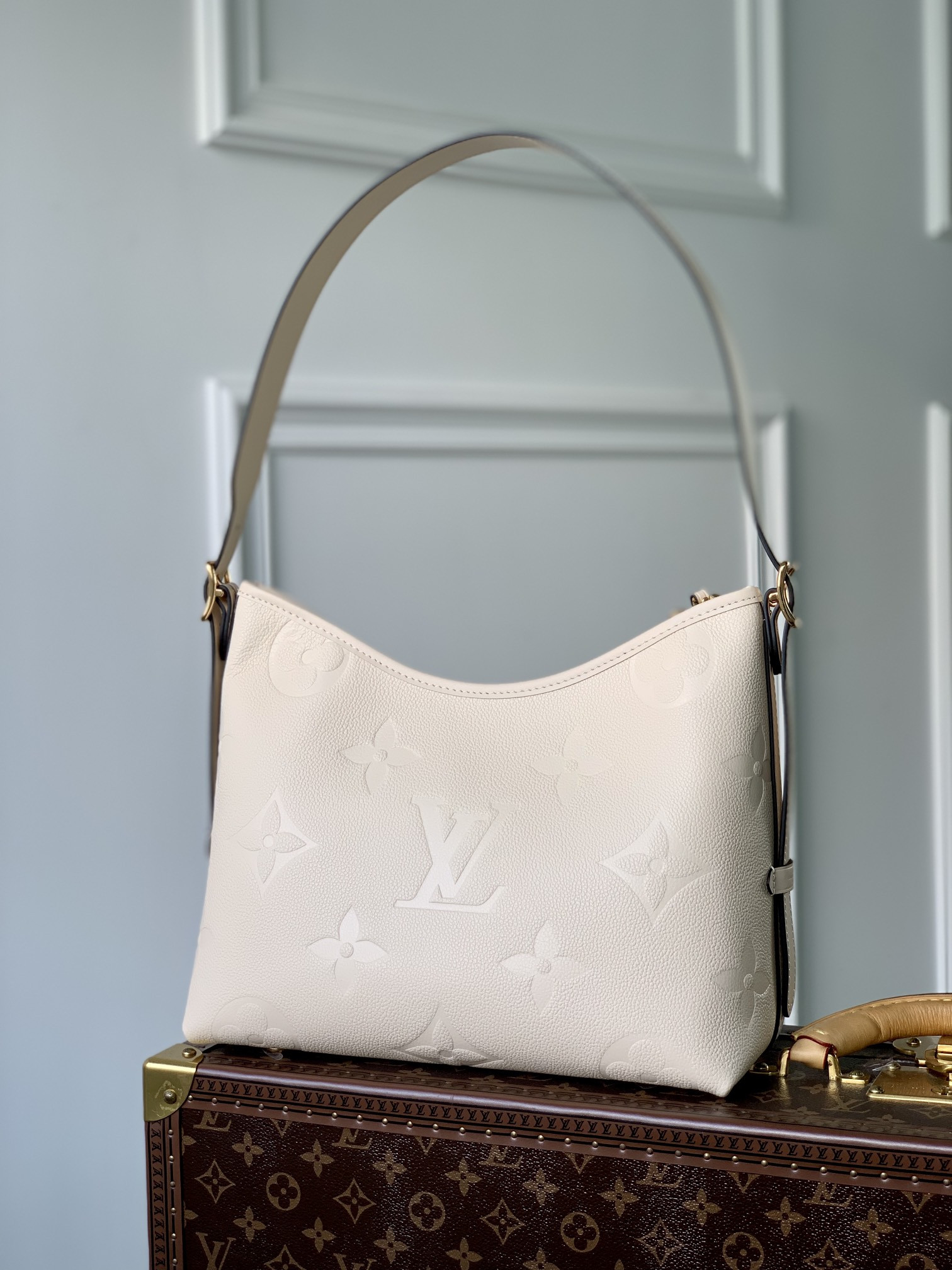Louis Vuitton Carryall Bag