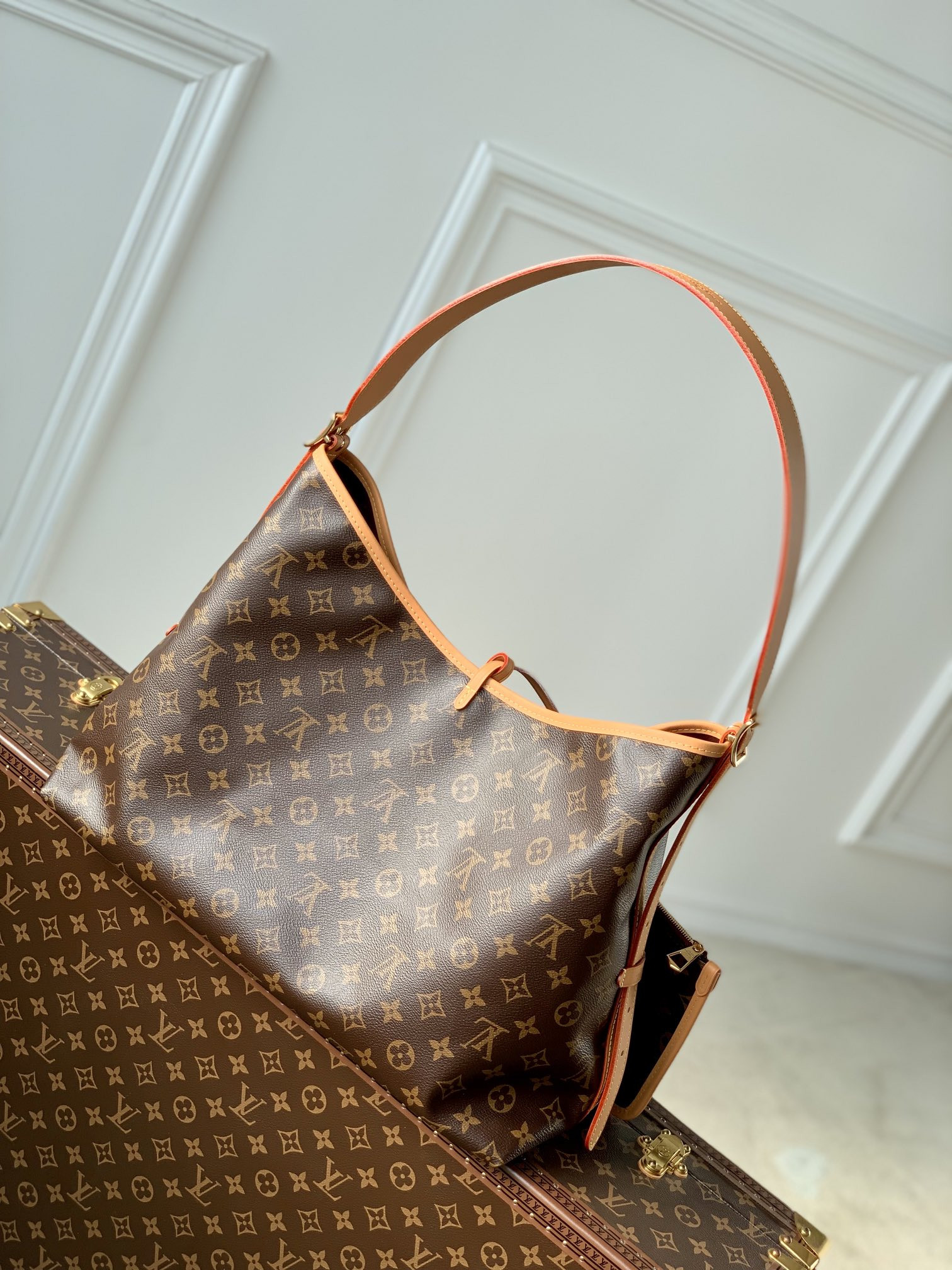 Louis Vuitton Carryall Bag