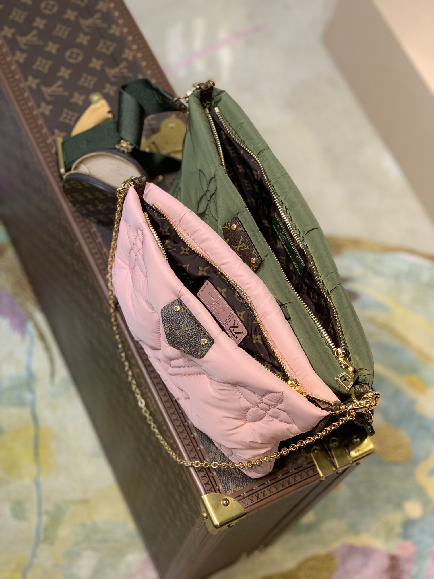 Louis Vuitton Maxi Multi Pochette Accessoires Bag