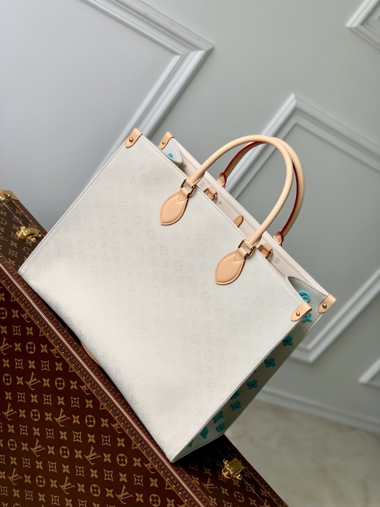 Louis Vuitton Onthego Bag
