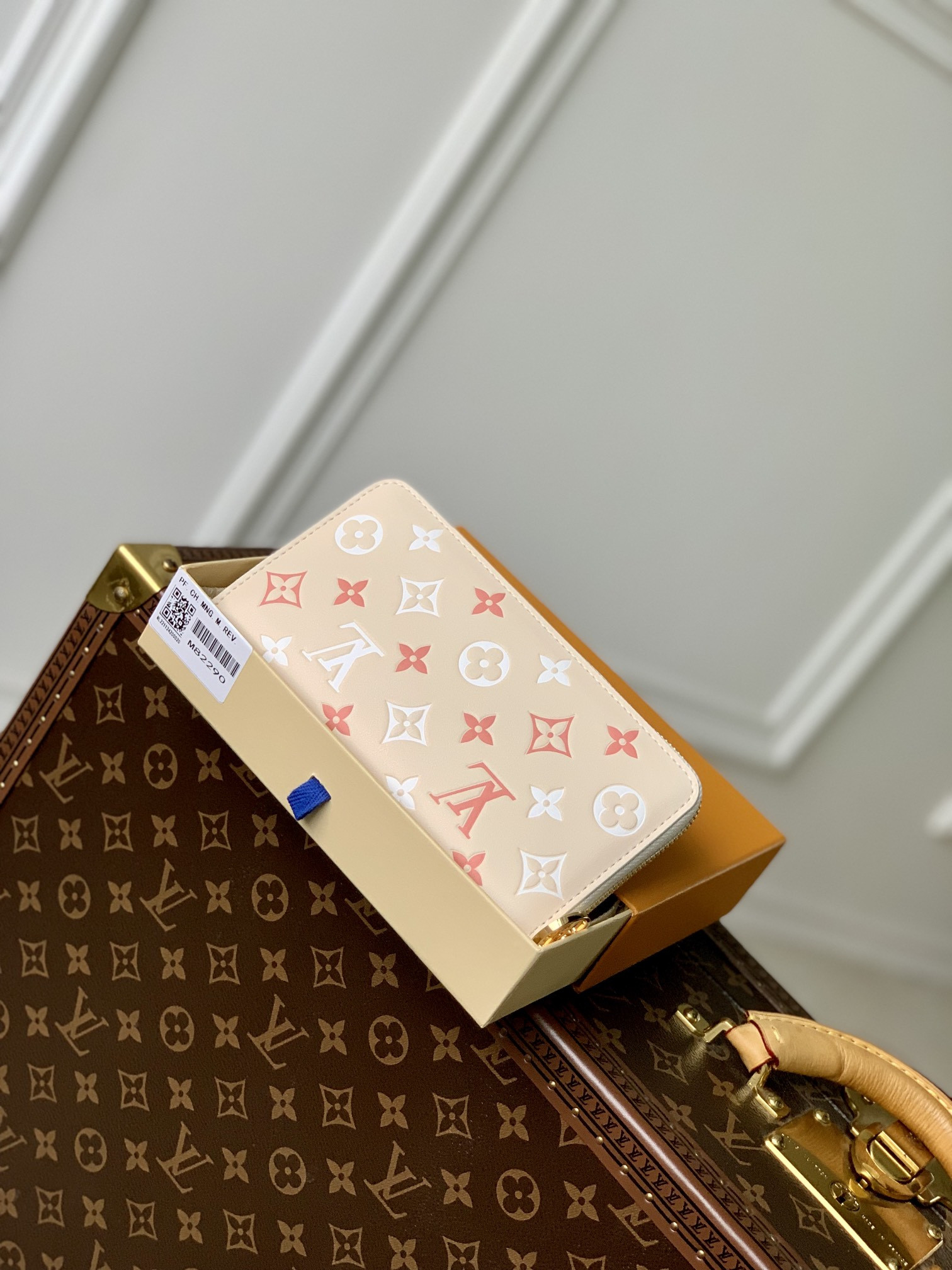 Louis Vuitton Zippy Bag