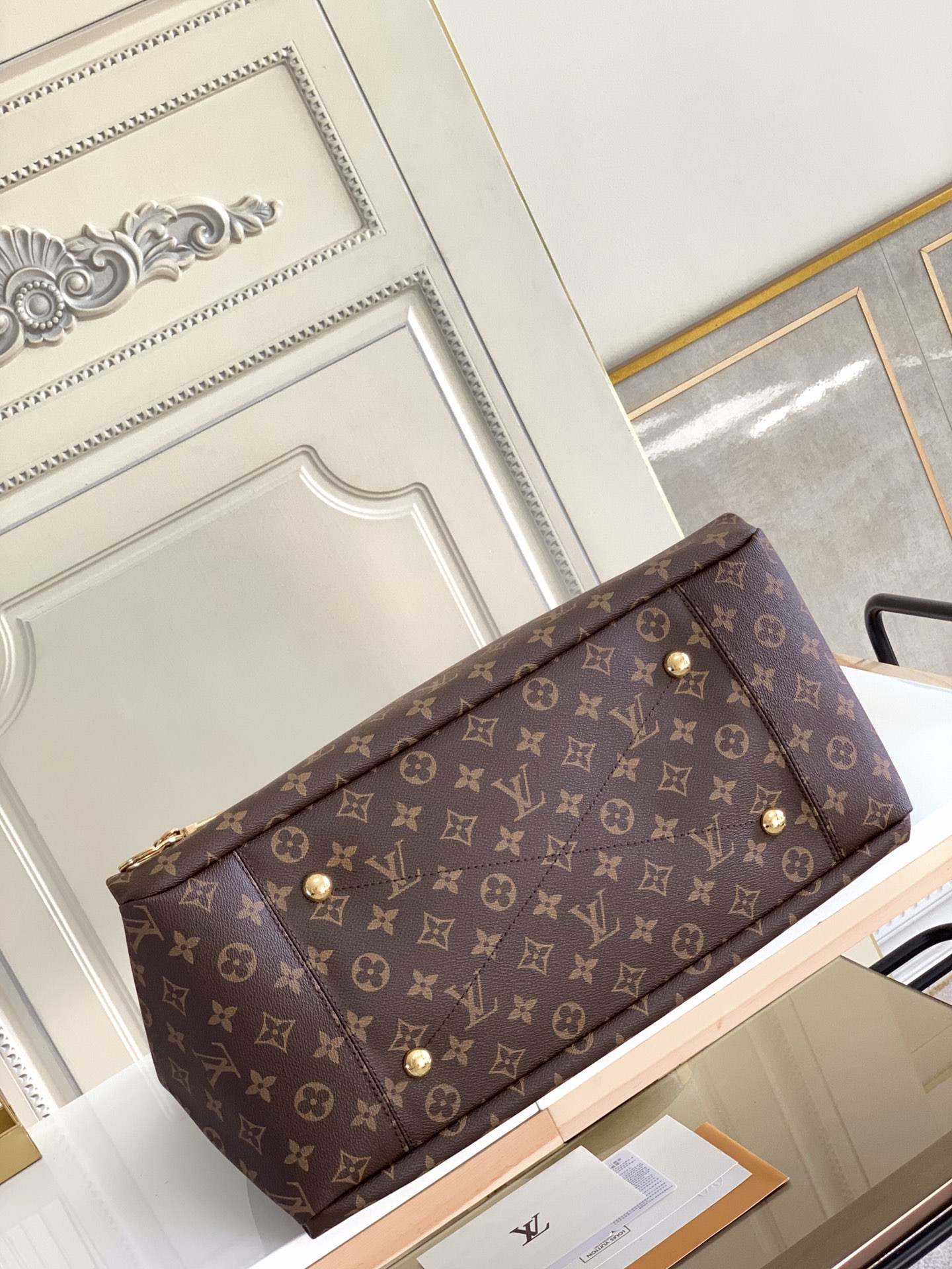 Louis Vuitton Artsy Bag